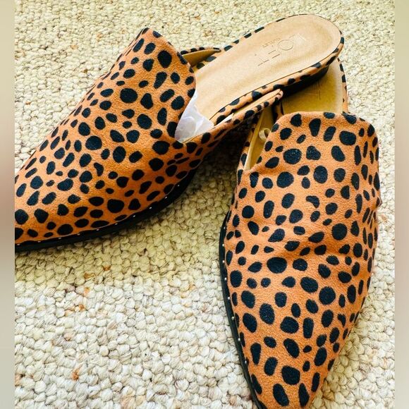 LOFT Shoes - Loft slide size 7M like new tan black animal print